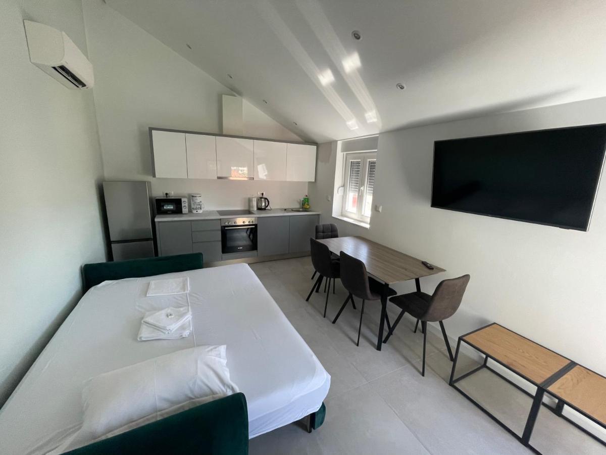 New Modern Deluxe Apartmens Domo Baška Voda Exteriör bild