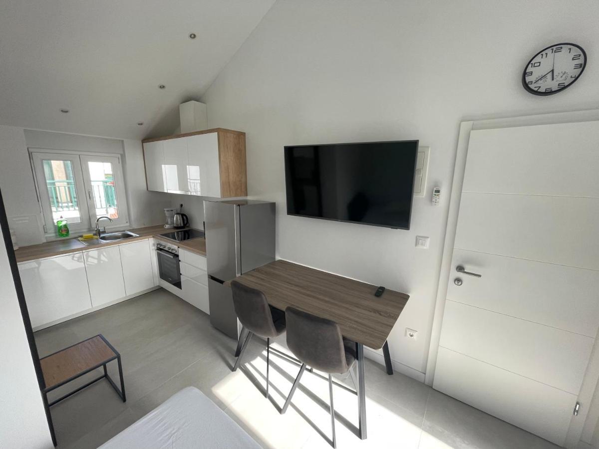 New Modern Deluxe Apartmens Domo Baška Voda Exteriör bild